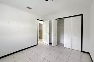830 SW 10th St, Pompano Beach, FL 33060 - Photo 16