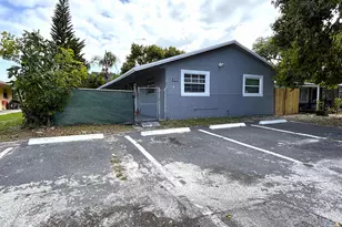 830 SW 10th St, Pompano Beach, FL 33060 - Photo 2