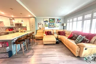 1092 Newport S, Deerfield Beach, FL 33442 - Photo 4
