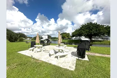1092 Newport S, Deerfield Beach, FL 33442 - Photo 26