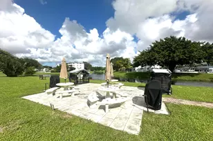 1092 Newport S, Deerfield Beach, FL 33442 - Photo 26