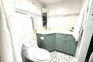1092 Newport S, Deerfield Beach, FL 33442 - Photo 18