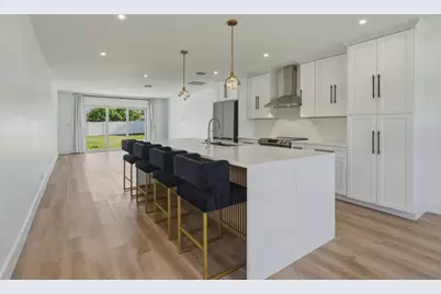 461 SW 1st Street #461, Boca Raton, FL 33432 - Photo 2