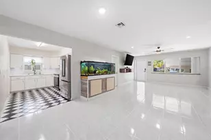 6410 Harding St, Hollywood, FL 33024 - Photo 8