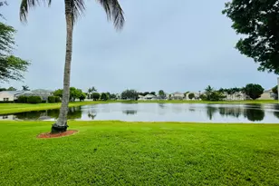 137 Canterbury Pl, Royal Palm Beach, FL 33414 - Photo 30