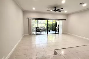 1905 Canterbury Cir, Wellington, FL 33414 - Photo 8