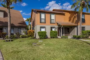 310 Sandtree Dr, Palm Beach Gardens, FL 33403 - Photo 38