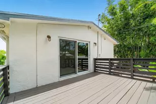 353 E Lakewood Rd, West Palm Beach, FL 33405 - Photo 28