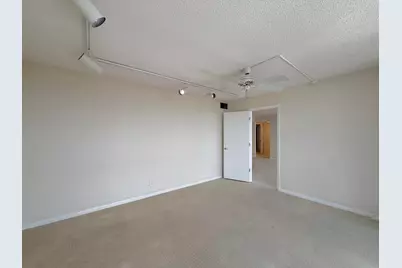 2000 Presidential Way #1204, West Palm Beach, FL 33401 - Photo 18
