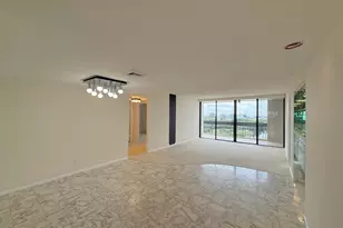 2000 Presidential Way, West Palm Beach, FL 33401 - Photo 4
