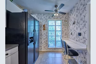7708 Margate Boulevard #10-3, Margate, FL 33063 - Photo 12