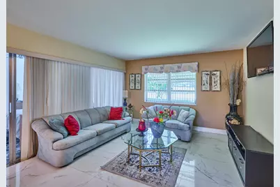 7708 Margate Boulevard #10-3, Margate, FL 33063 - Photo 24