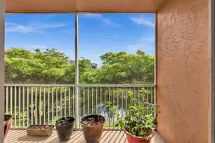 7735 Yardley Dr, Tamarac, FL 33321 - Photo 32