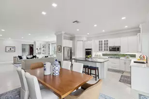 205 Via Condado Way, Palm Beach Gardens, FL 33418 - Photo 10