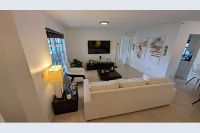 11640 NW 32nd Manor, Sunrise, FL 33323 - Photo 12