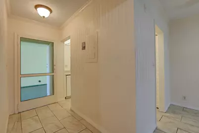 1100 Ponce De Leon Circle #305, Vero Beach, FL 32960 - Photo 4