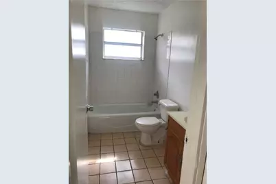 1038 NW 8th Avenue, Fort Lauderdale, FL 33311 - Photo 12