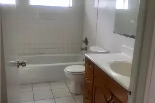 1038 NW 8th Ave, Fort Lauderdale, FL 33311 - Photo 8