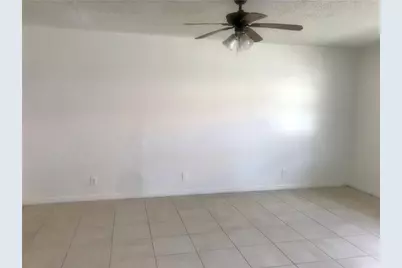 1038 NW 8th Avenue, Fort Lauderdale, FL 33311 - Photo 6
