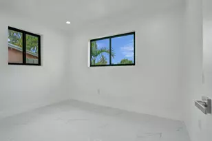 2301 Alcazar Dr, Miramar, FL 33023 - Photo 6
