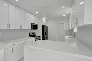 2301 Alcazar Dr, Miramar, FL 33023 - Photo 34