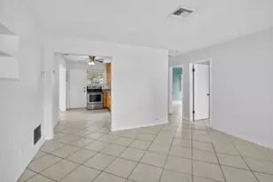 121 NW 52nd St, Oakland Park, FL 33309 - Photo 8