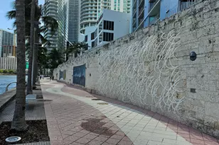 335 S Biscayne Blvd, Miami, FL 33131 - Photo 50