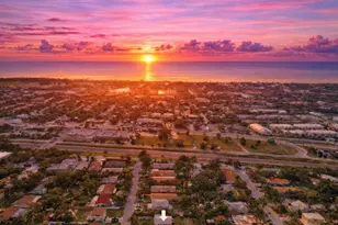 250 NE 13th St, Delray Beach, FL 33444 - Photo 2