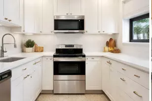 250 NE 13th St, Delray Beach, FL 33444 - Photo 10