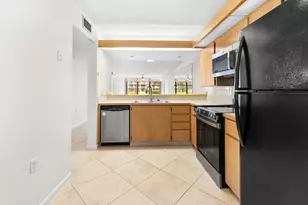 2561 Village Blvd, West Palm Beach, FL 33409 - Photo 12