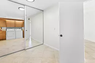 2561 Village Blvd, West Palm Beach, FL 33409 - Photo 34