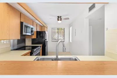 2561 Village Boulevard #103, West Palm Beach, FL 33409 - Photo 12