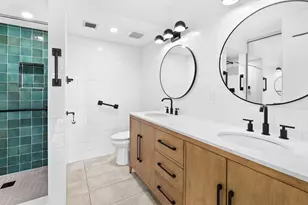 2561 Village Blvd, West Palm Beach, FL 33409 - Photo 20