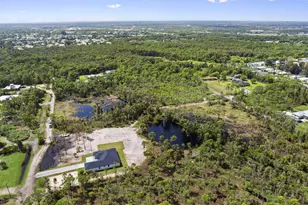 2565 Dyer Rd, Port Saint Lucie, FL 34952 - Photo 20