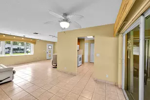 1501 NW 87th Ln, Plantation, FL 33322 - Photo 8