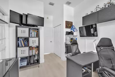 16423 Segovia Circle S, Fort Lauderdale, FL 33331 - Photo 46
