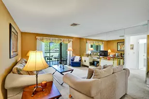 19 Stratford Dr E, Boynton Beach, FL 33436 - Photo 14
