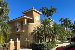 621 NW 78th Terrace, Pembroke Pines, FL 33024 - Photo 2