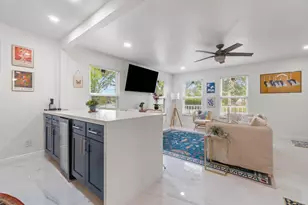 2233 Dock St, West Palm Beach, FL 33401 - Photo 8