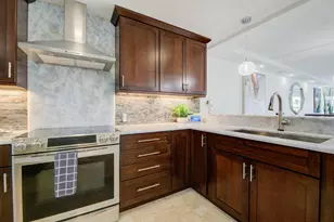 3121 NE 51st St, Fort Lauderdale, FL 33308 - Photo 6