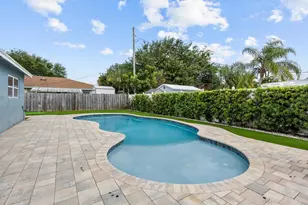 18945 SE Homewood Ave, Tequesta, FL 33469 - Photo 30