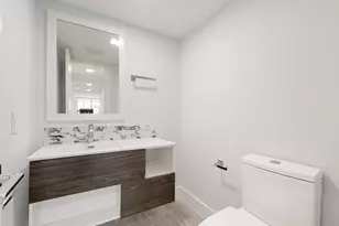 3980 Oaks Clubhouse Dr, Pompano Beach, FL 33069 - Photo 20
