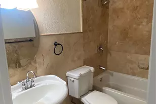 2200 NE 66th St, Fort Lauderdale, FL 33308 - Photo 16
