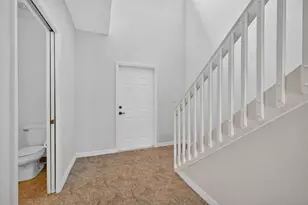 513 Talia Cir, Palm Springs, FL 33461 - Photo 20