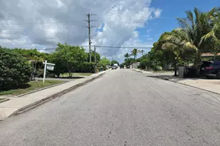 905 S F St, Lake Worth Beach, FL 33460 - Photo 18