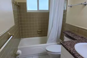 7002 NW 71st Ave, Tamarac, FL 33321 - Photo 8