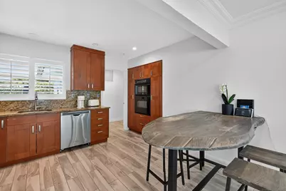 850 W Camino Real, Boca Raton, FL 33486 - Photo 10