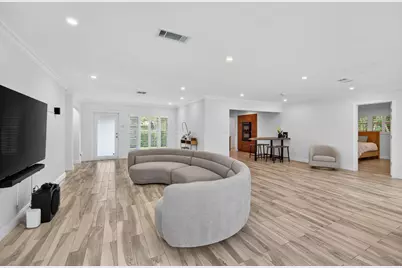 850 W Camino Real, Boca Raton, FL 33486 - Photo 8
