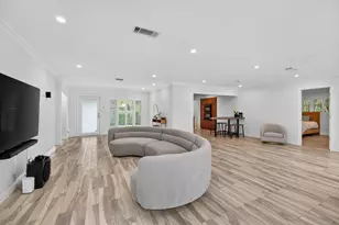 850 W Camino Real, Boca Raton, FL 33486 - Photo 8