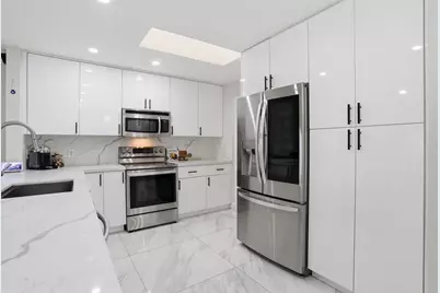 23451 SW 55th Avenue #B, Boca Raton, FL 33433 - Photo 14